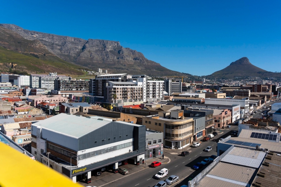 2 Bedroom Property for Sale in Woodstock Western Cape